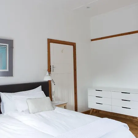 Chartfield Guesthouse Kalk Bay Exterior photo