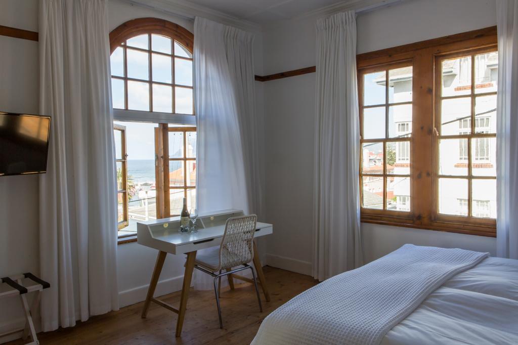 Guest house Chartfield 4*
